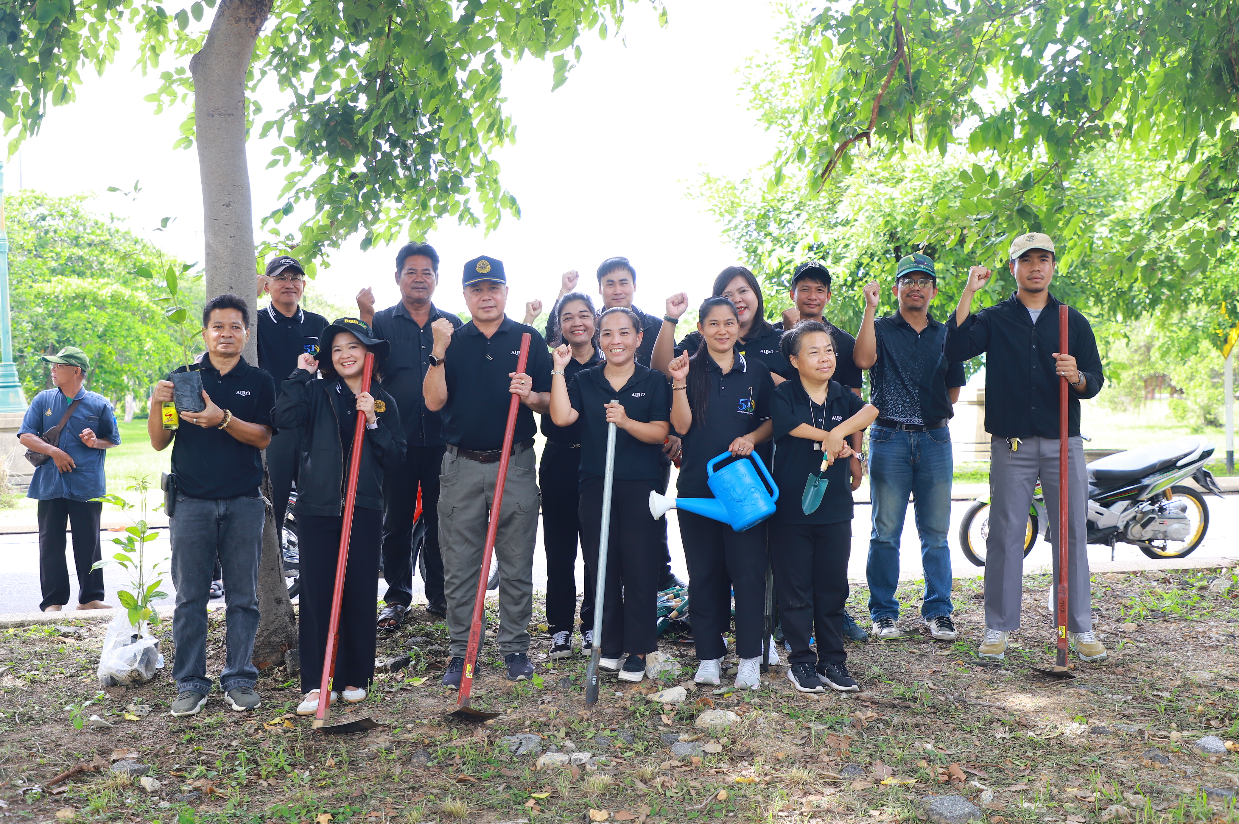 title - ส.ป.ก. - depa ร่วมใจปลูกต้นไม้ ภายใต้กิจกรรม CSR ปลูกต้นไม้ (Grow Green) เพิ่มพื้นที่สีเขียว ลด CO2 ณ ศูนย์ส่งเสริมและพัฒนาอาชีพเสริมนอกภาคการเกษตร